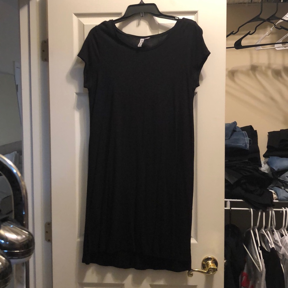 H&M black midi short sleeve dress Large